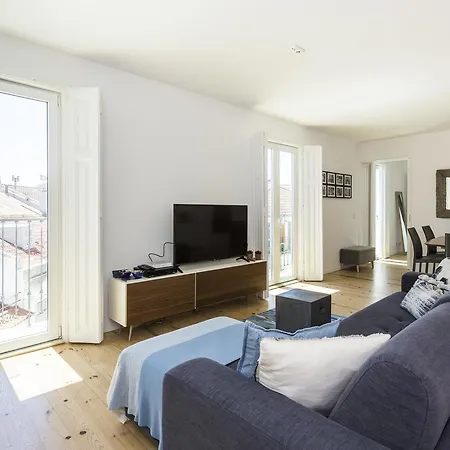 Open House - Calcada De Sao Francisco Лиссабон